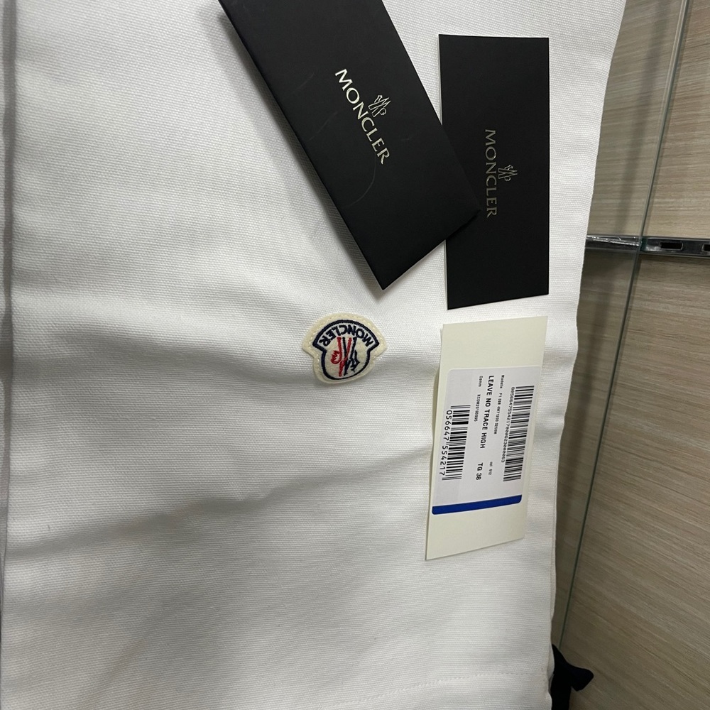 MONCLER sneakers - Picture 14 of 16
